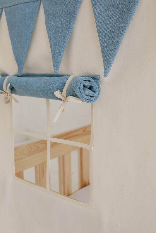 Hemelbed in de vorm van een huisje, blauwe luifel, decoratie voor jongenskamer