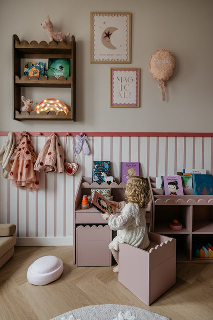 Roze Bubble Montessori Bureau 1 lade met 2 stoeltjes